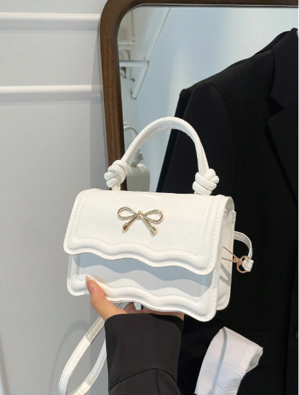 Stylish Solid Color Handbag, Casual Small Square Bag with Flap Closure and Metal Bowknot Closure